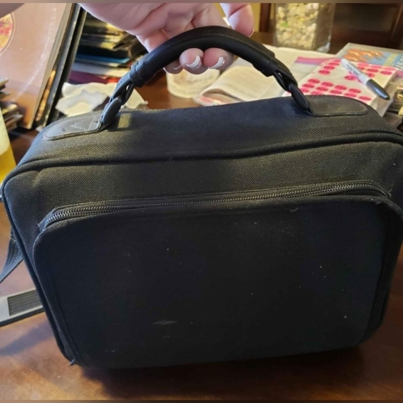 Infocus LP70 Video Projector - Picture 7 of 8